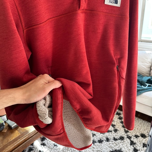 North Face Fleece Sweater - Picture 2 of 3